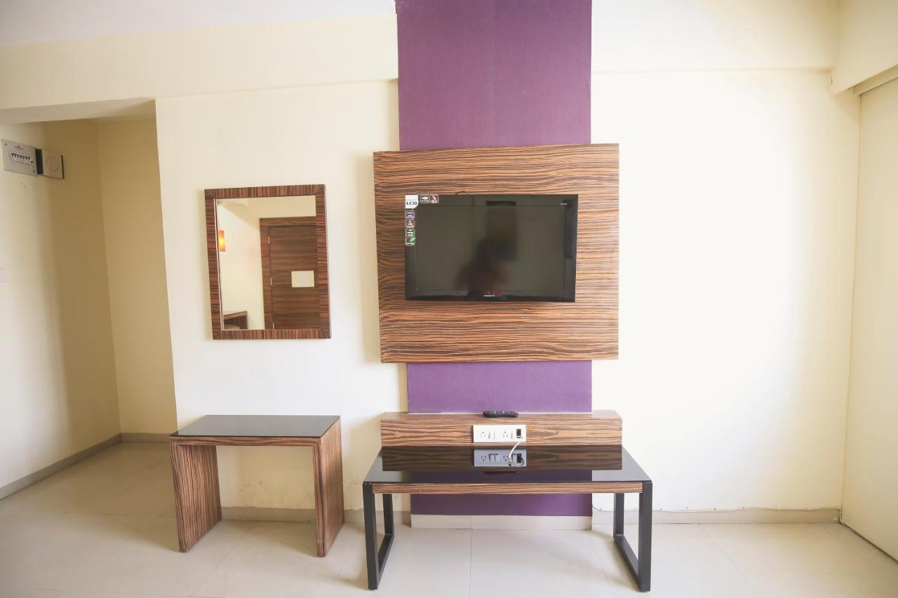 Hotel The Gold Haven Pune Exterior foto